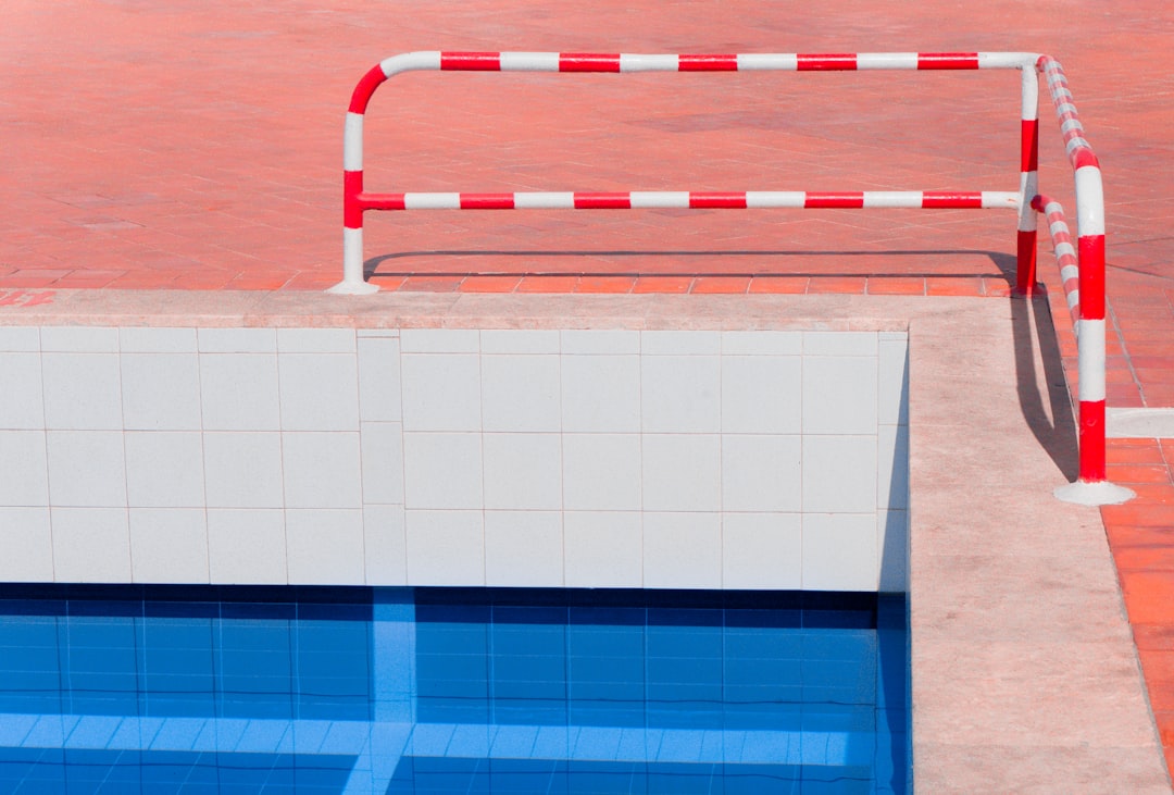 Pourquoi créer un site web pour votre entreprise de piscine en 2026 ?