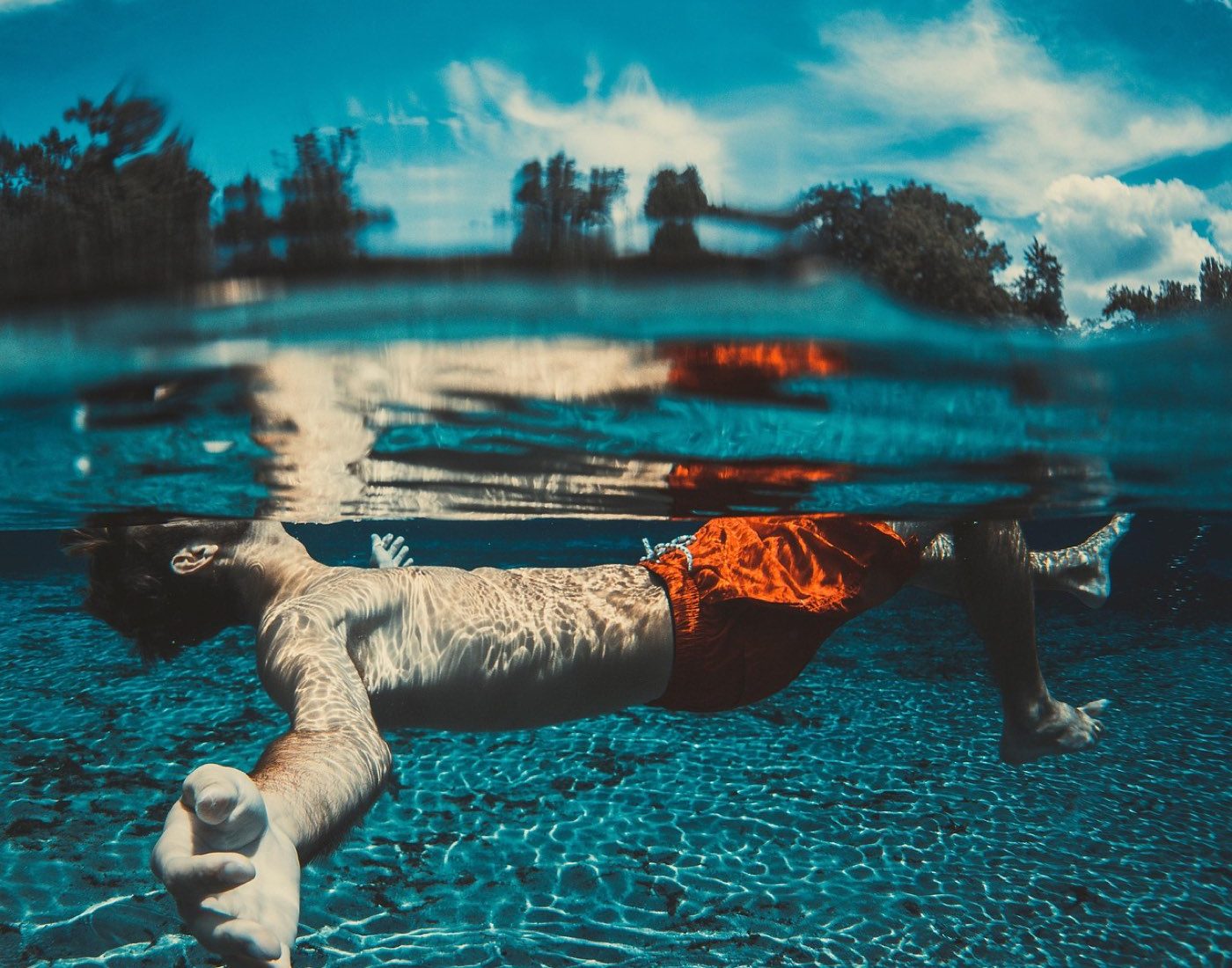 Chlore ou électrolyse au sel : guide de choix pour petite piscine