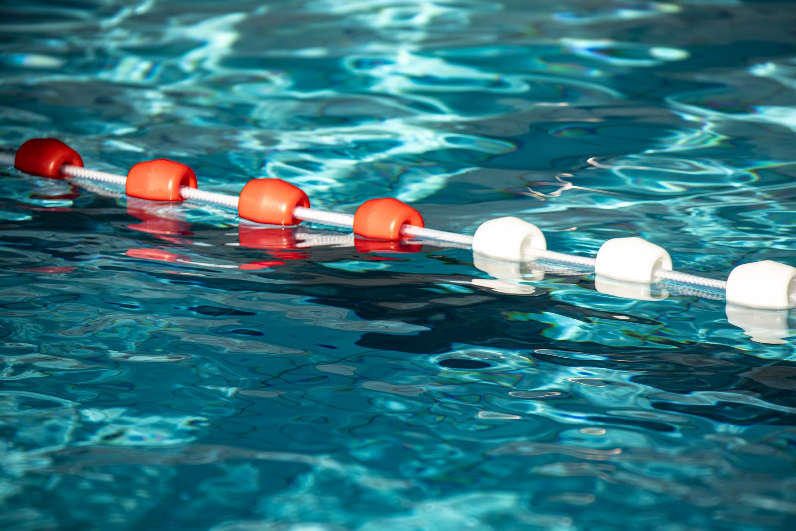 Guide complet pour choisir et dimensionner une pompe de piscine