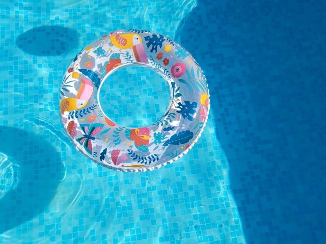 Les enjeux et bénéfices d’une rénovation de piscine